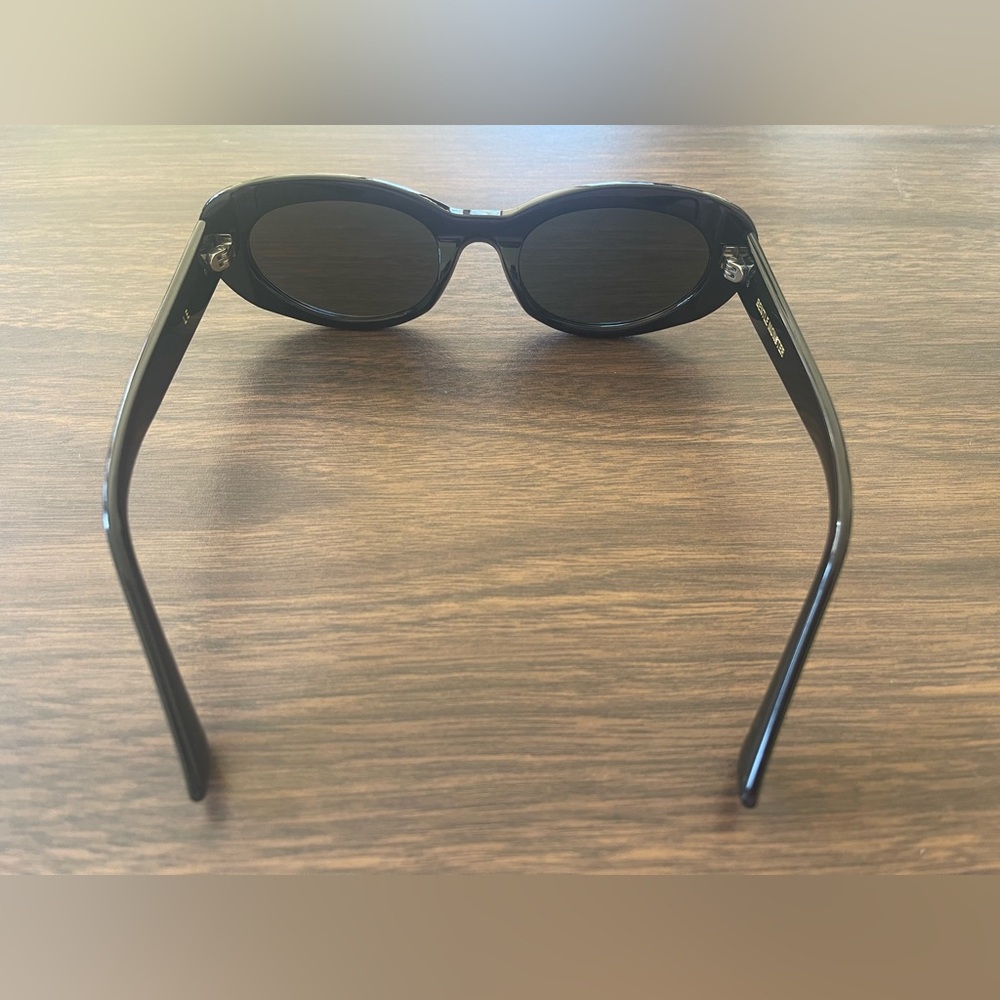 Gentle Monster Black Cat-Eye Sunglasses